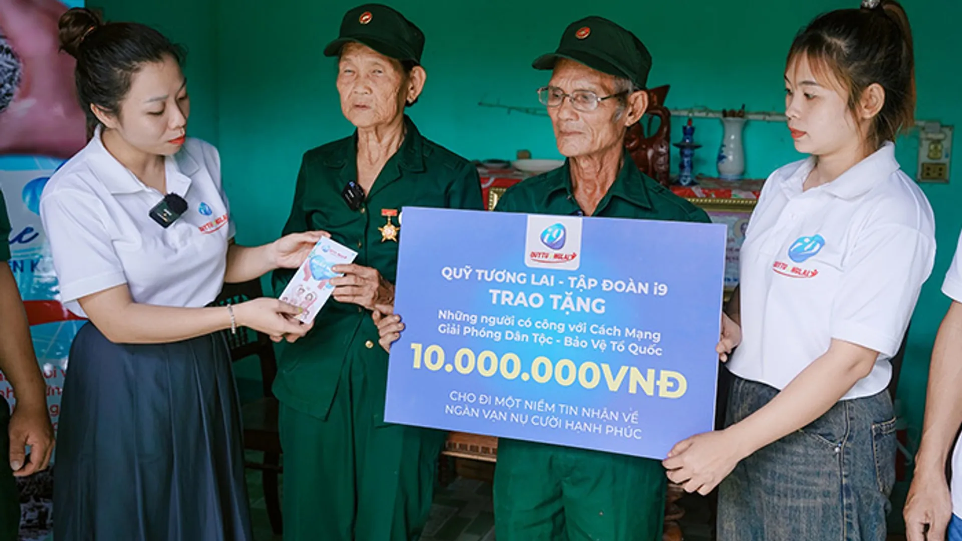 Hình ảnh trung tâm hỗ trợ khách hàng xoso66